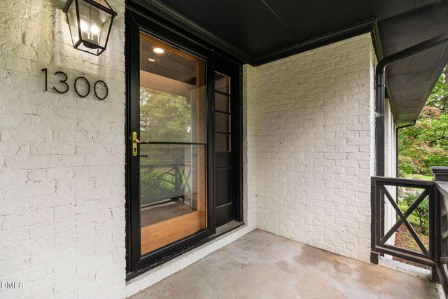 1300 Leclair Street, Chapel Hill, NC 27517
