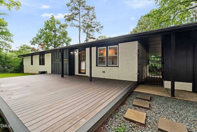 1300 Leclair Street, Chapel Hill, NC 27517