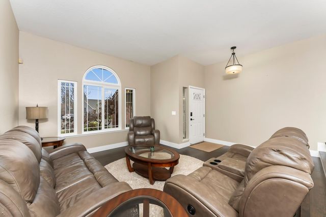 629 Hovey Way, Roseville, CA 95678