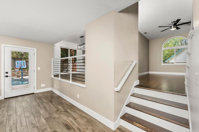 629 Hovey Way, Roseville, CA 95678