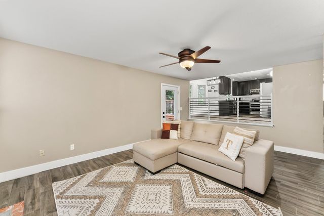 629 Hovey Way, Roseville, CA 95678