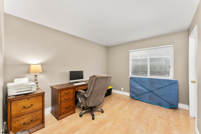 629 Hovey Way, Roseville, CA 95678