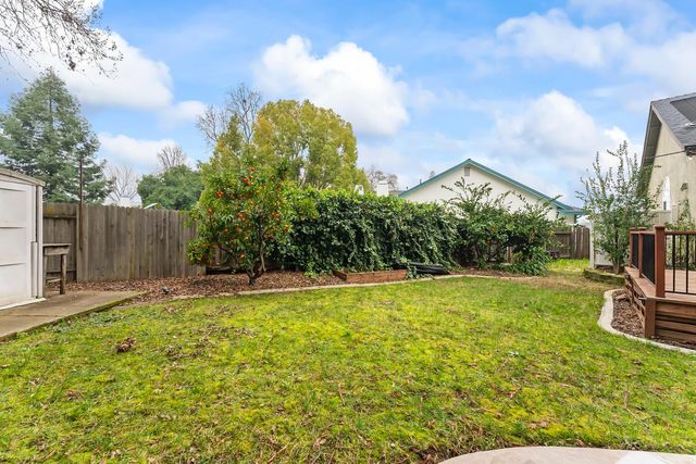 629 Hovey Way, Roseville, CA 95678