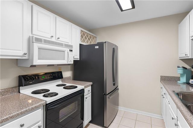 3655 Habersham Road NE B240, Atlanta, GA 30305