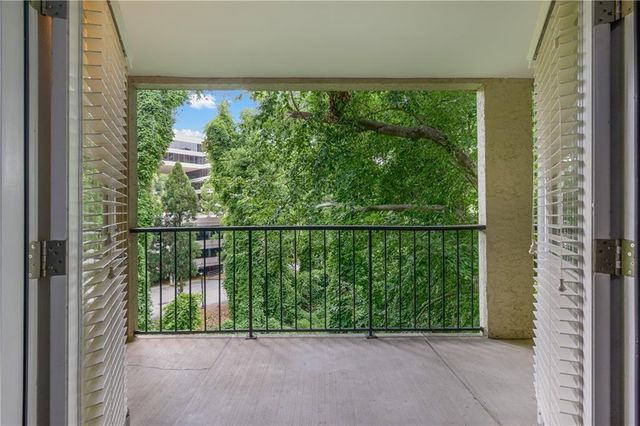 3655 Habersham Road NE B240, Atlanta, GA 30305