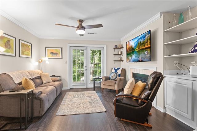 3655 Habersham Road NE B240, Atlanta, GA 30305