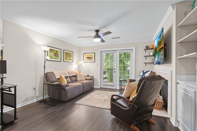 3655 Habersham Road NE B240, Atlanta, GA 30305