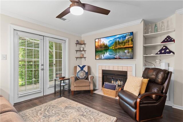 3655 Habersham Road NE B240, Atlanta, GA 30305