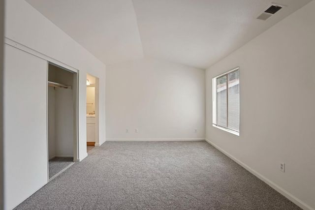1888 Saint Lakes Way, Stockton, CA 95206