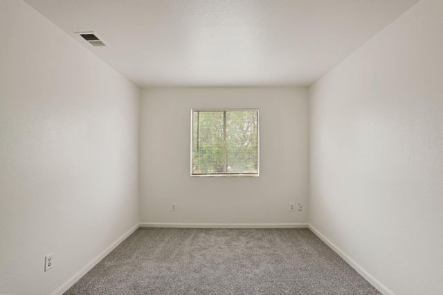 1888 Saint Lakes Way, Stockton, CA 95206