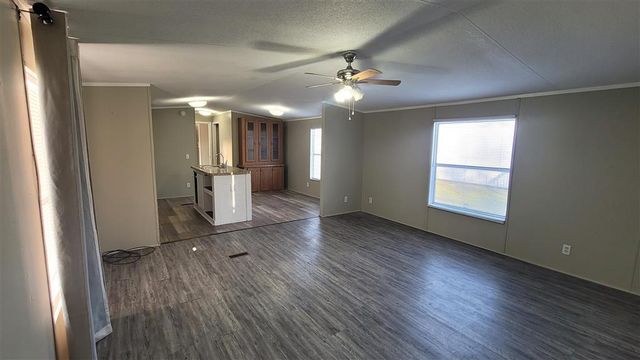 2500 Donnelly, Westlake, LA 70669
