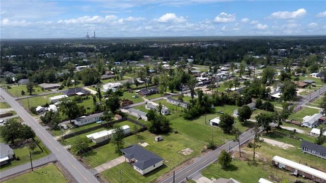 2500 Donnelly, Westlake, LA 70669