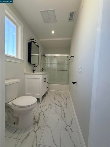924 7Th St, Richmond, CA 94801
