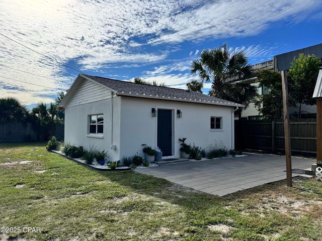 6427 Oakshore Drive, Panama City, FL 32404