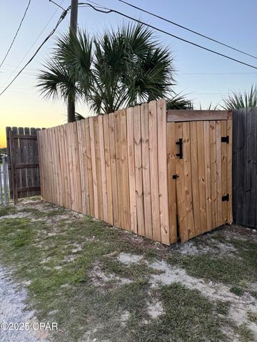 6427 Oakshore Drive, Panama City, FL 32404