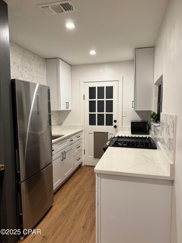 6427 Oakshore Drive, Panama City, FL 32404