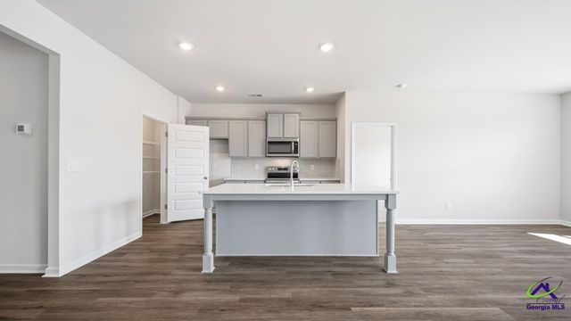 1110 Adirondac Way, Bonaire, GA 31005