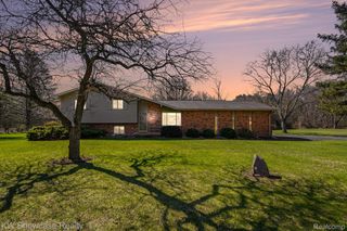 4520 Stoney Acres Lane, Highland Charter Township, MI 48357