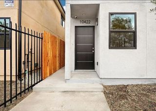 10422 1/2 Graham Avenue, Los Angeles, CA 90003