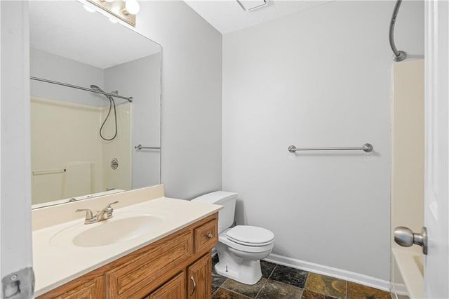 11013 N McGee Street, Kansas City, MO 64155