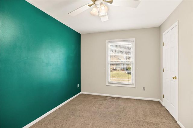 11013 N McGee Street, Kansas City, MO 64155