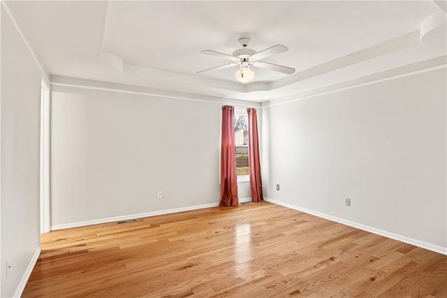 11013 N McGee Street, Kansas City, MO 64155