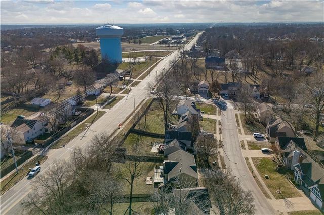 11013 N McGee Street, Kansas City, MO 64155