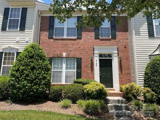 8130 Bridgegate Drive, Huntersville, NC 28078
