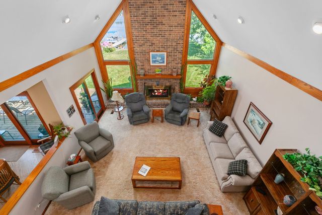 317 Mainsail Drive, Third Lake, IL 60030