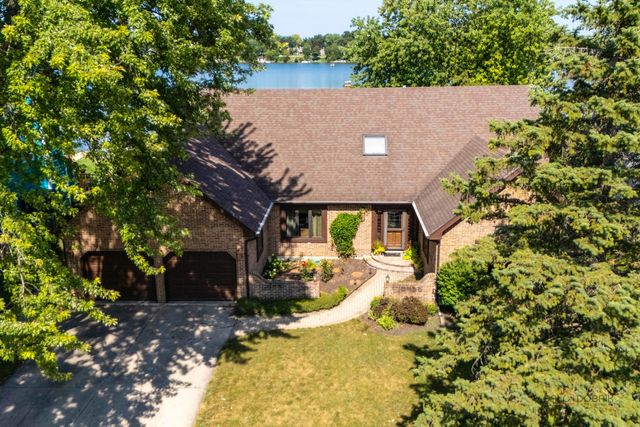 317 Mainsail Drive, Third Lake, IL 60030