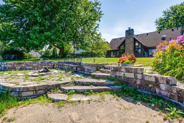 317 Mainsail Drive, Third Lake, IL 60030