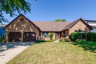 317 Mainsail Drive, Third Lake, IL 60030