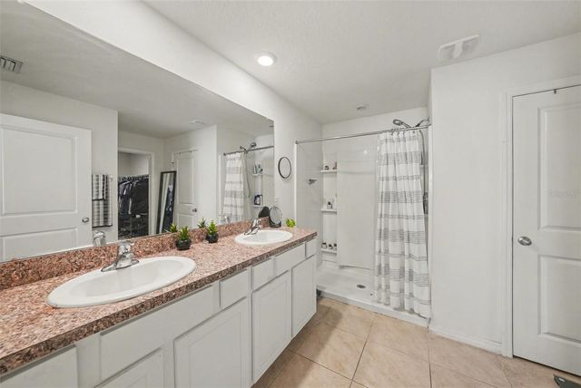 7980 BROAD POINTE DRIVE, Zephyrhills, FL 33540