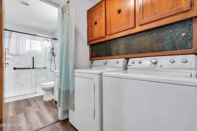 1 N Dakota Avenue, Whiting, NJ 08759