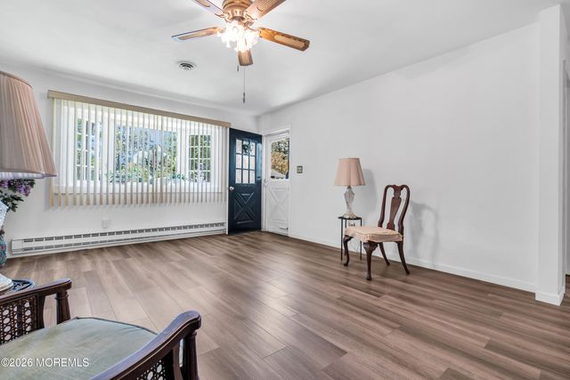 1 N Dakota Avenue, Whiting, NJ 08759