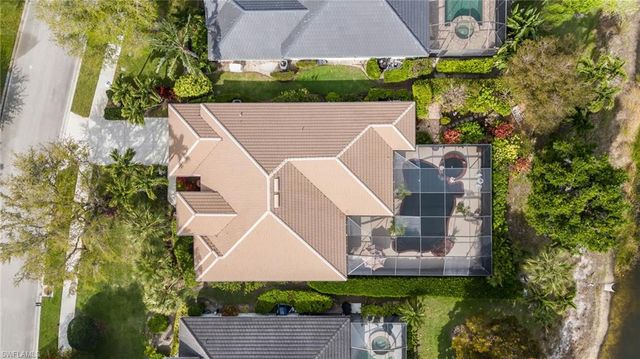 6347 Old Mahogany CT, Naples, FL 34109