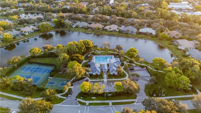 6347 Old Mahogany CT, Naples, FL 34109