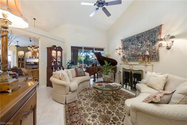 6347 Old Mahogany CT, Naples, FL 34109