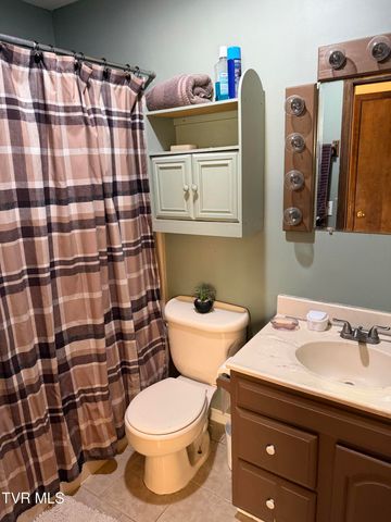 425 Buttermilk Road, Gray, TN 37615