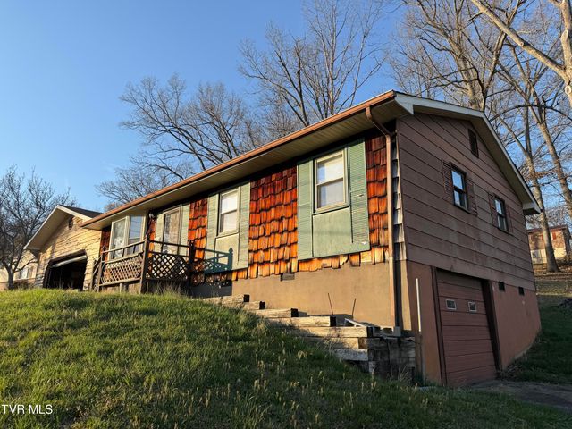 425 Buttermilk Road, Gray, TN 37615