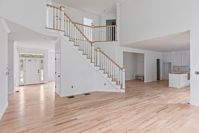 6 Abby Road, Grafton, MA 01536