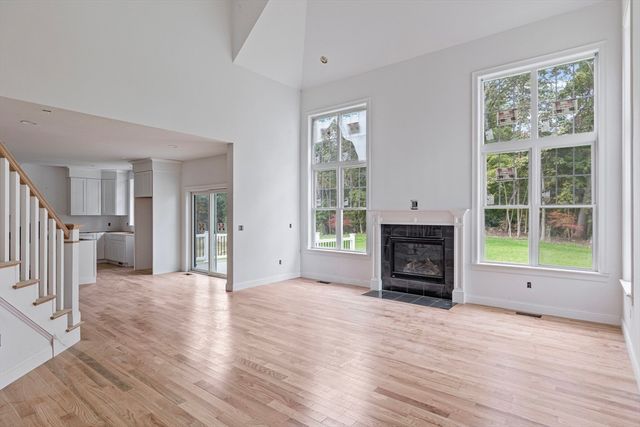 6 Abby Road, Grafton, MA 01536