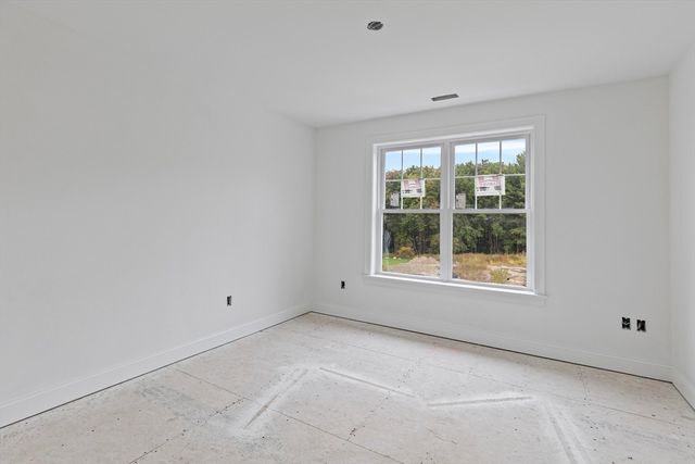 6 Abby Road, Grafton, MA 01536