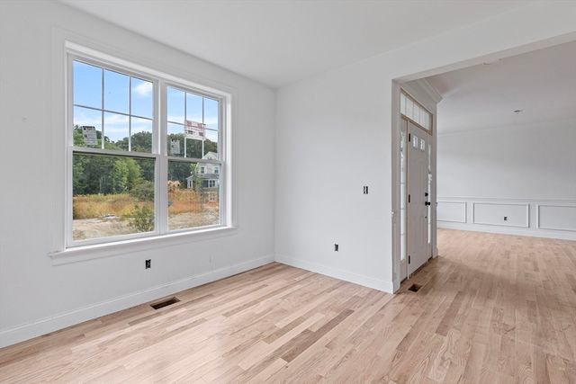 6 Abby Road, Grafton, MA 01536