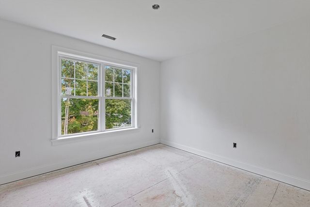 6 Abby Road, Grafton, MA 01536