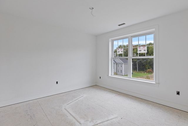 6 Abby Road, Grafton, MA 01536