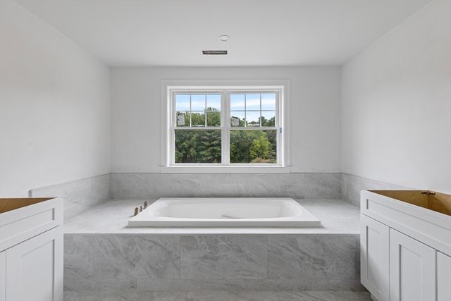 6 Abby Road, Grafton, MA 01536