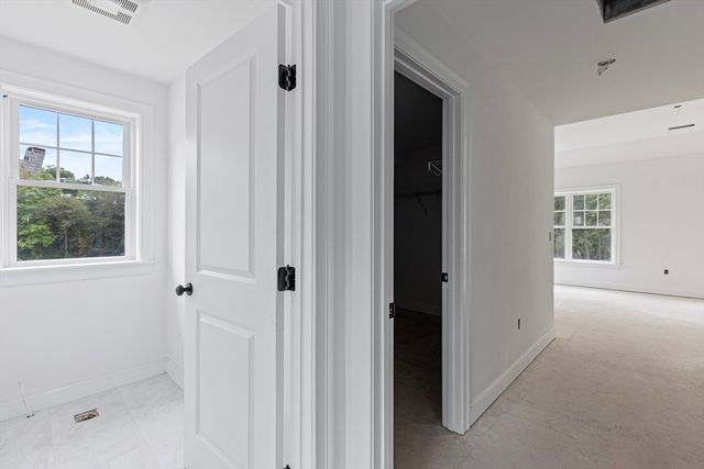6 Abby Road, Grafton, MA 01536