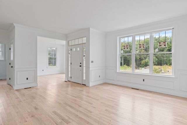 6 Abby Road, Grafton, MA 01536