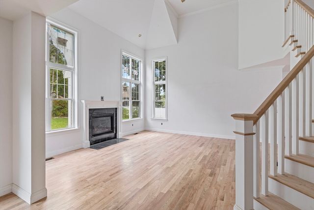 6 Abby Road, Grafton, MA 01536